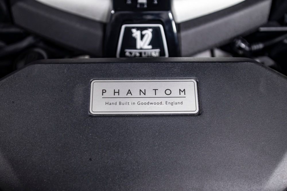 Used 2018 Rolls-Royce Phantom Sedan image 88