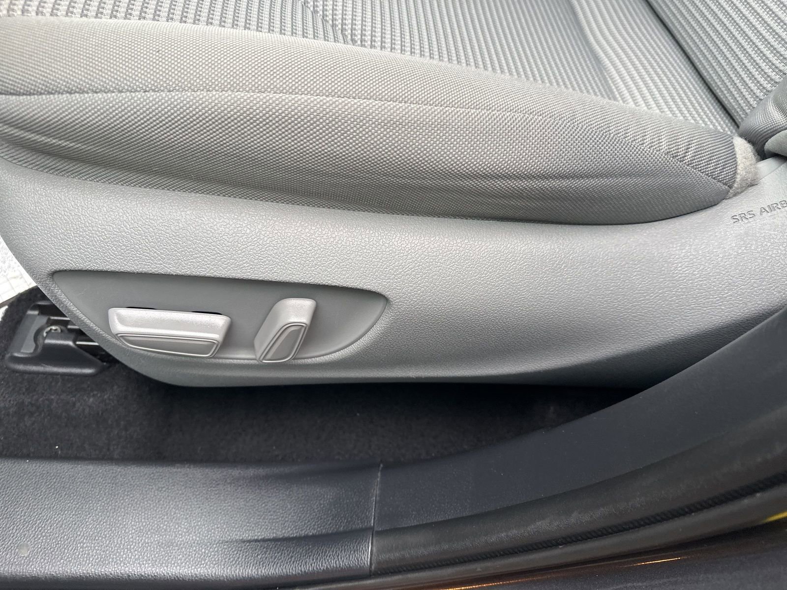 Used 2021 Toyota Highlander LE image 13