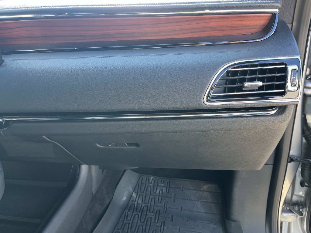 Used 2024 Lincoln Navigator Reserve AWD/4WD image 29