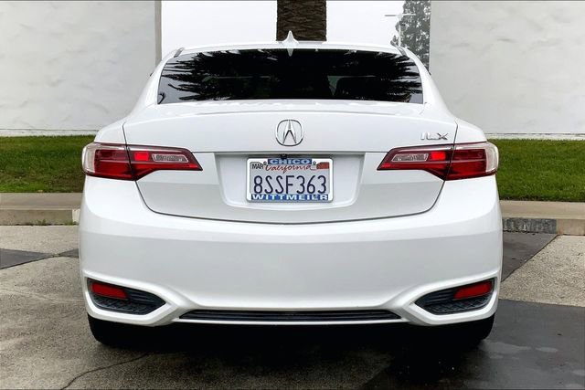 Used 2016 Acura ILX 2.4L image 4