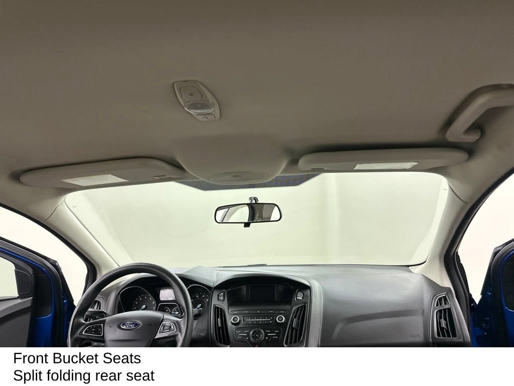 Used 2018 Ford Focus SE w/ SE Appearance Package FWD image 26