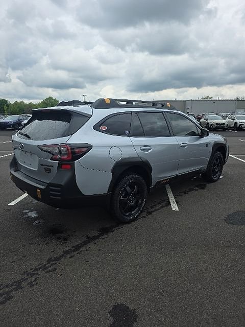 Certified 2025 Subaru Outback Wilderness AWD/4WD image 4