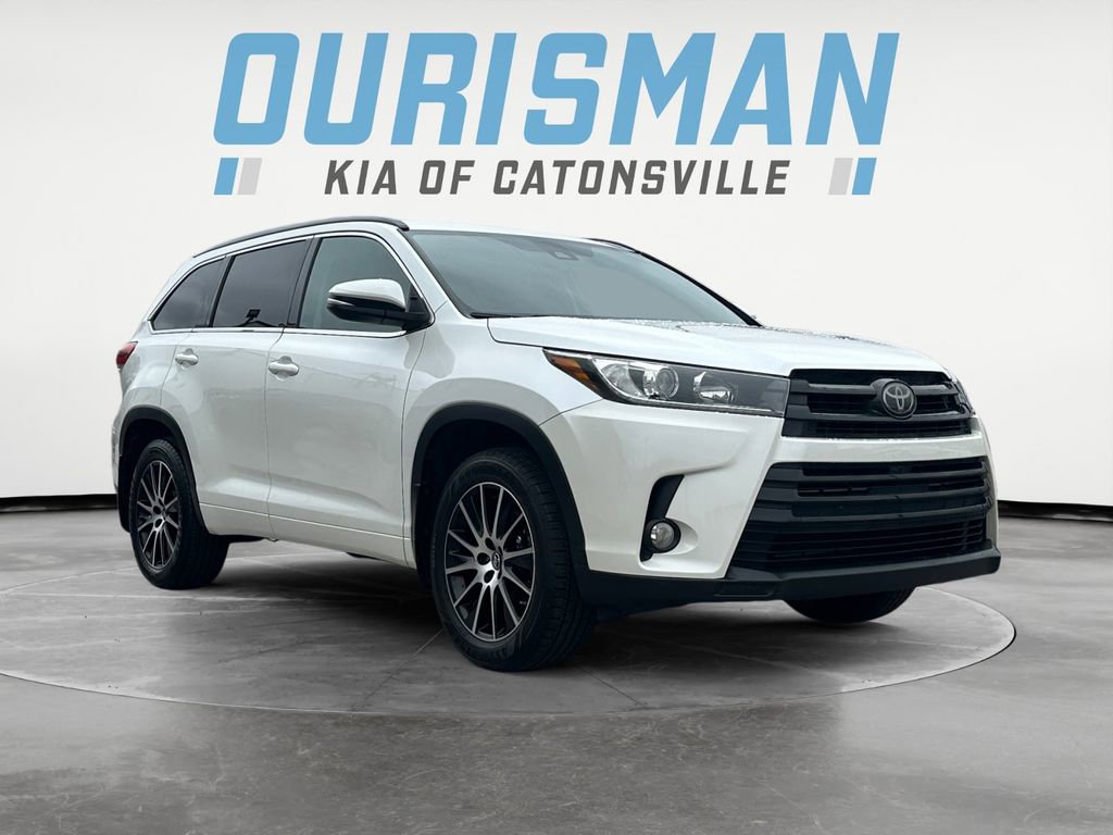 Used 2018 Toyota Highlander SE w/ Protection Package #3