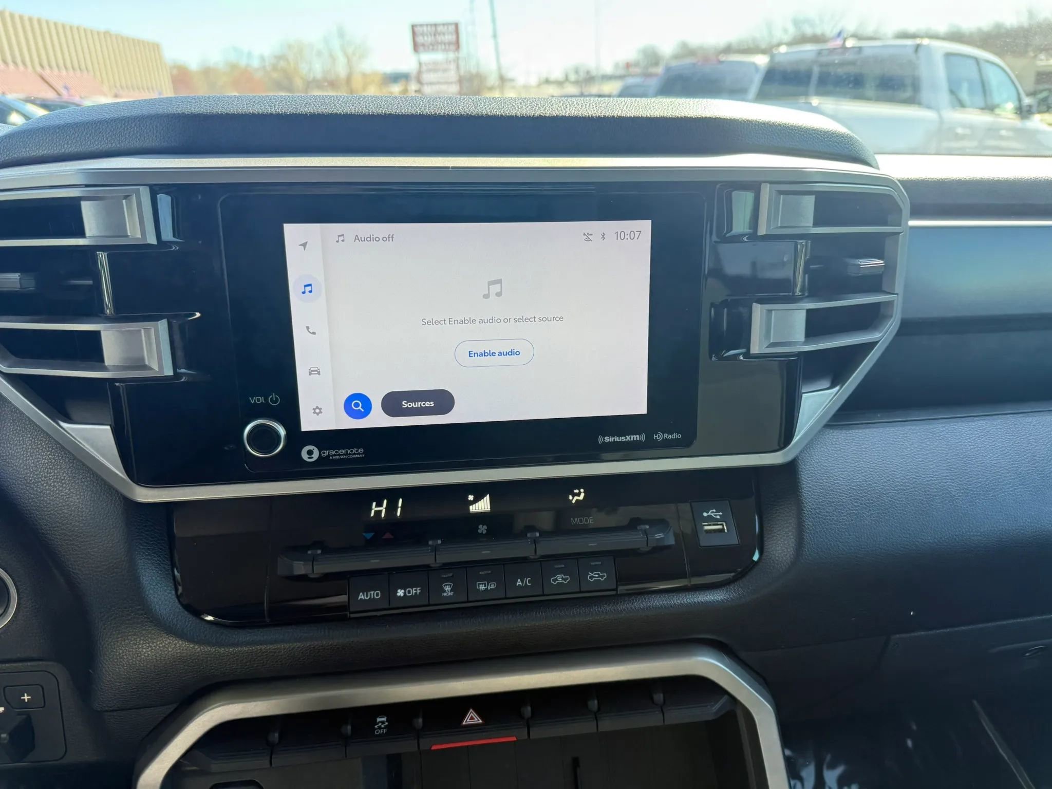 Used 2022 Toyota Tundra SR5 w/ SR5 Convenience Package image 16