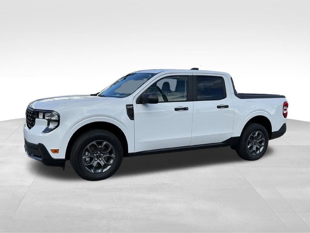 New 2026 Ford Maverick XLT FWD image 2