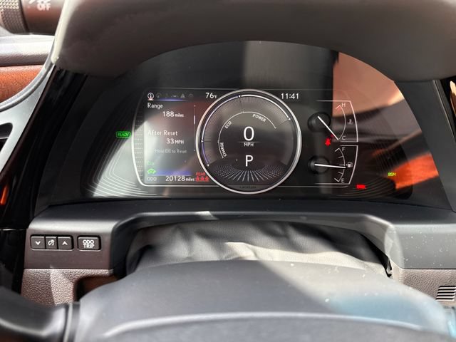 Used 2025 Lexus ES 300h w/ Premium Package FWD image 24