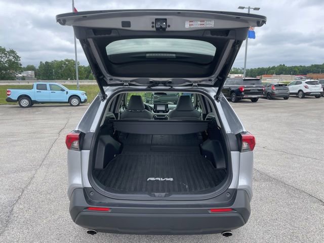 Used 2020 Toyota RAV4 XLE Premium AWD/4WD image 62