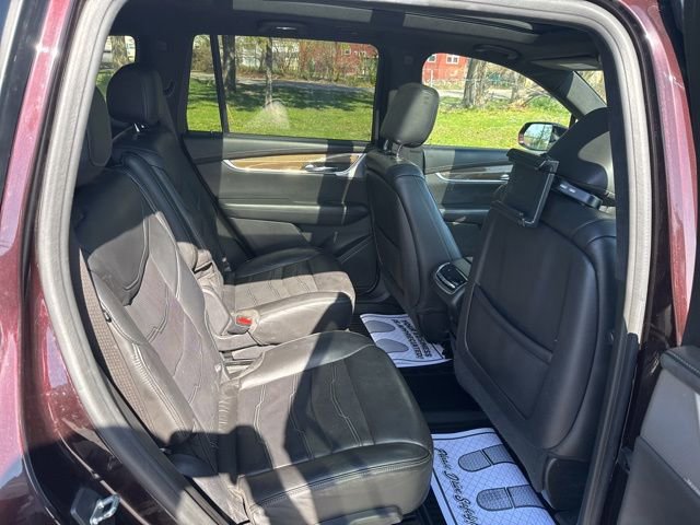 Used 2020 Cadillac XT6 Premium Luxury w/ Platinum Package AWD/4WD image 14