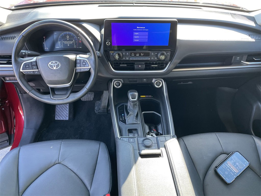 Used 2024 Toyota Grand Highlander XLE image 15