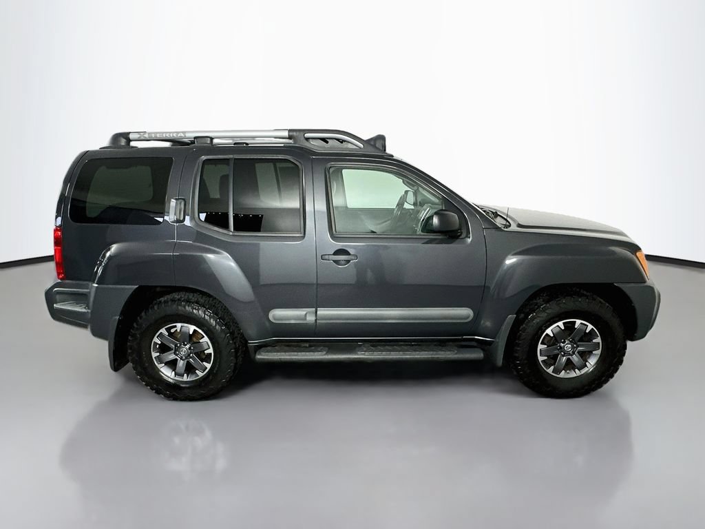 Used 2015 Nissan Xterra S AWD/4WD image 8