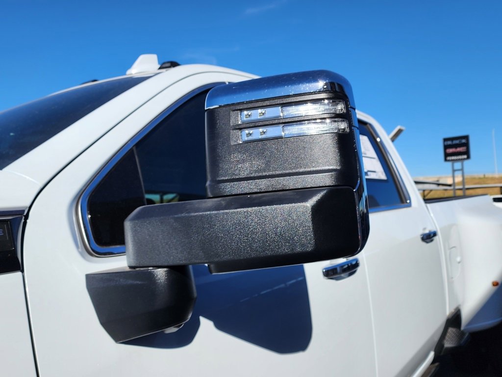 New 2026 GMC Sierra 3500 Denali Ultimate image 13