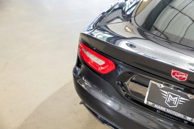 Used 2013 SRT Viper GTS w/ GTS Laguna Interior Pkg image 19