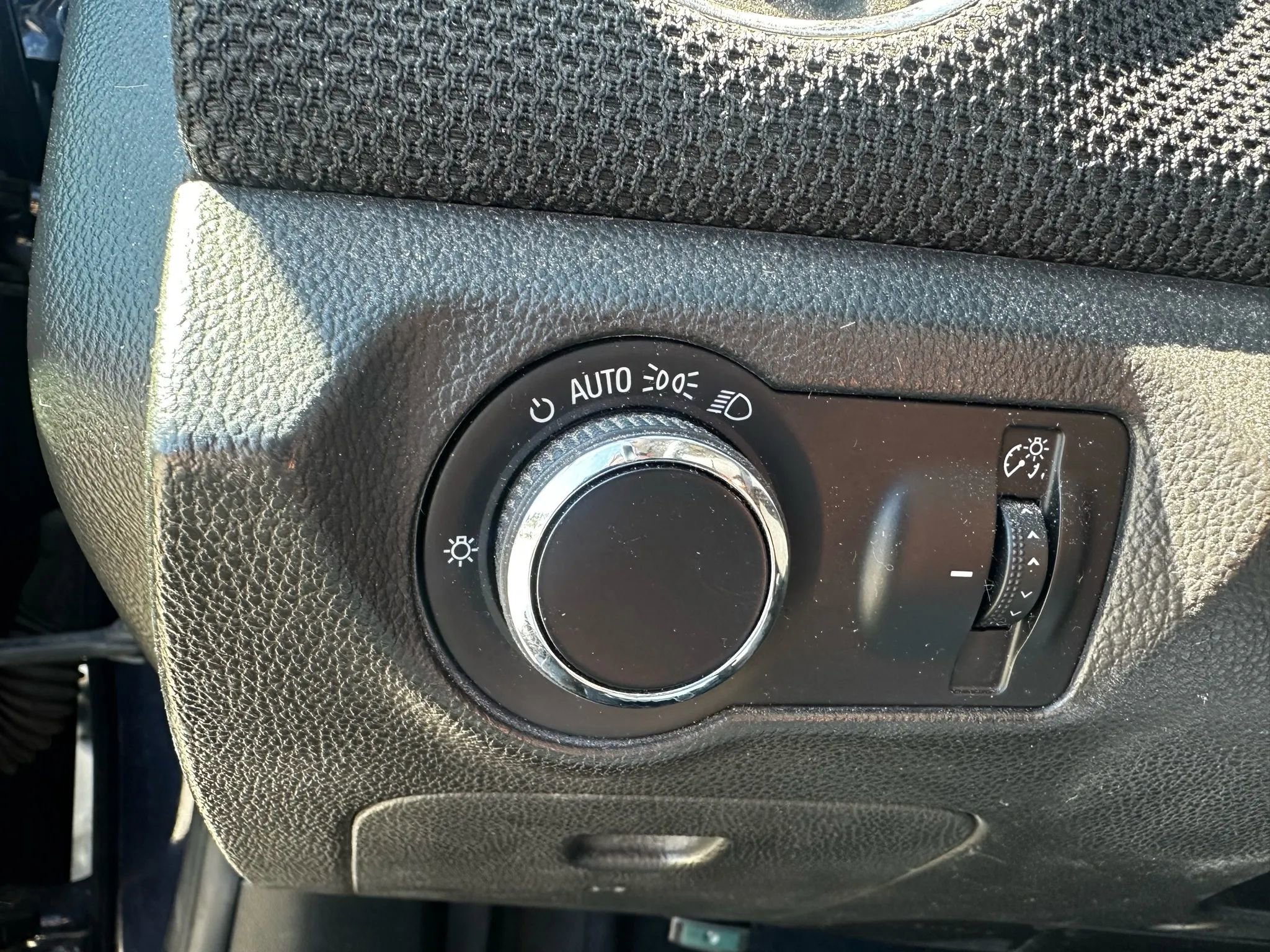 Used 2011 Chevrolet Cruze LT FWD image 19