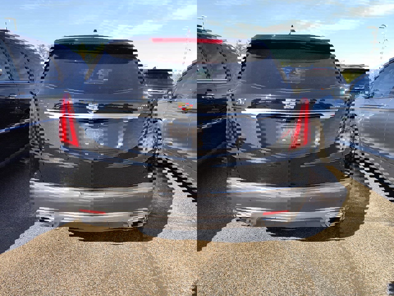 Certified 2023 Cadillac XT5 Premium Luxury w/ Technology Package image 6