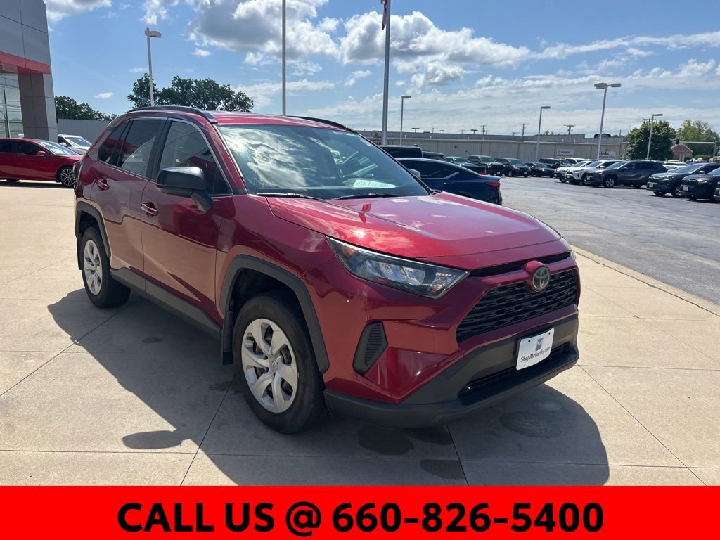 Used 2019 Toyota RAV4 LE w/ All Weather Liner Package AWD/4WD image 4