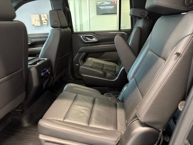 Used 2023 Chevrolet Suburban Z71 AWD/4WD image 19