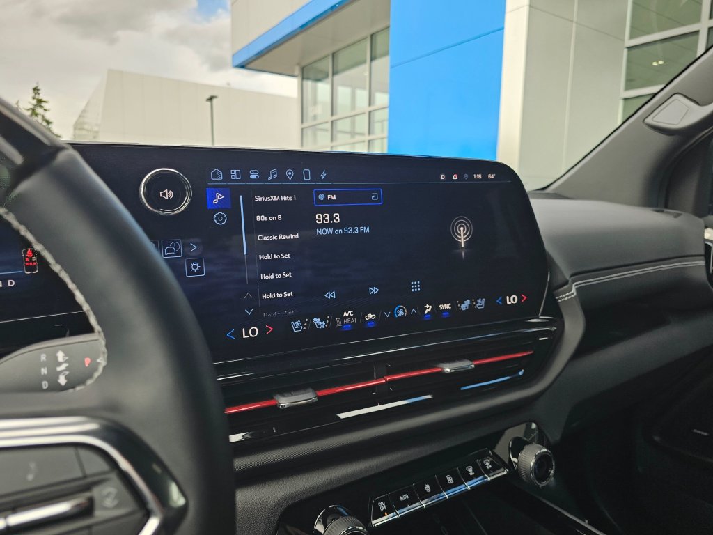 Used 2026 Chevrolet Silverado EV Trail Boss AWD/4WD image 30