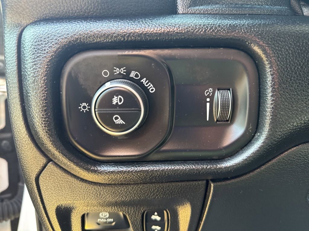 Used 2021 RAM 1500 Big Horn AWD/4WD image 25