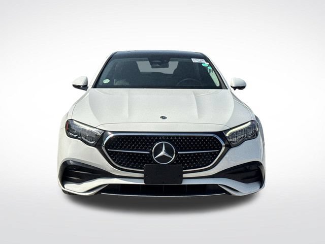 Used 2025 Mercedes-Benz E 350 Sedan w/ Winter Package image 10