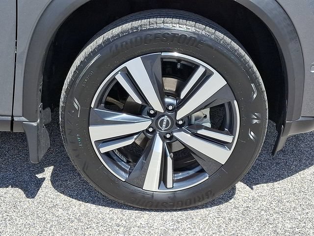 Used 2023 Nissan Rogue SL w/ SL Premium Package AWD/4WD image 11