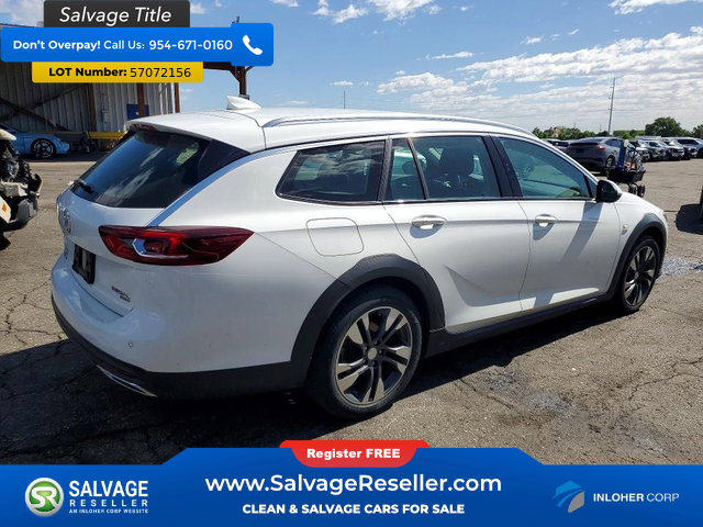 Used 2018 Buick Regal Preferred w/ Sights and Sounds Package AWD/4WD image 4