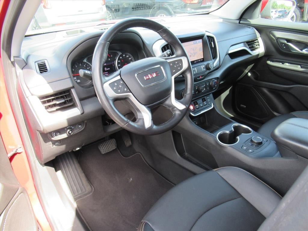 Used 2020 GMC Terrain SLT w/ Preferred Package FWD image 16