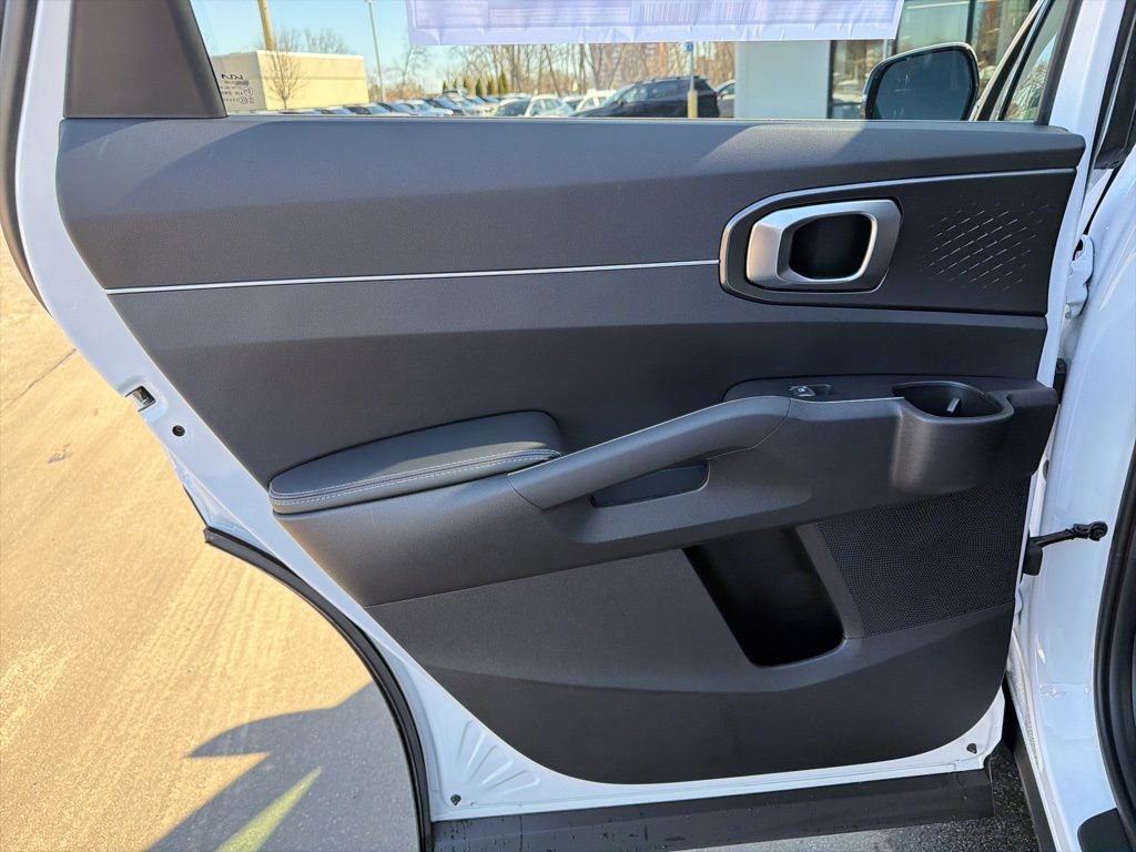 New 2026 Kia Sorento S image 19