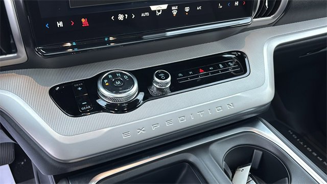 New 2025 Ford Expedition Max Active image 21