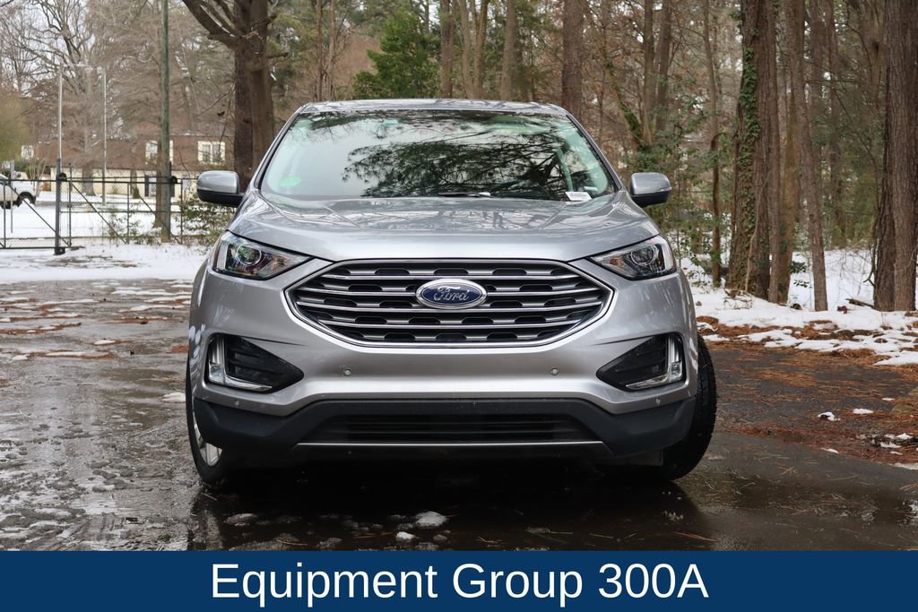 Used 2024 Ford Edge Titanium image 2