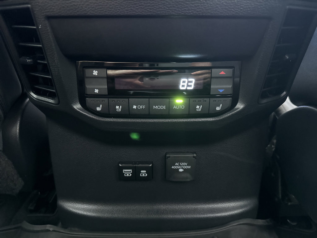 Used 2024 Toyota Sequoia Platinum image 23
