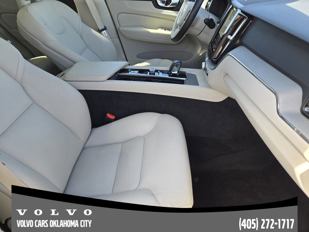 Certified 2024 Volvo XC60 B5 Plus image 13