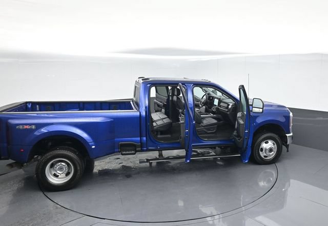 Used 2026 Ford F350 Lariat w/ Lariat Ultimate Package AWD/4WD image 62