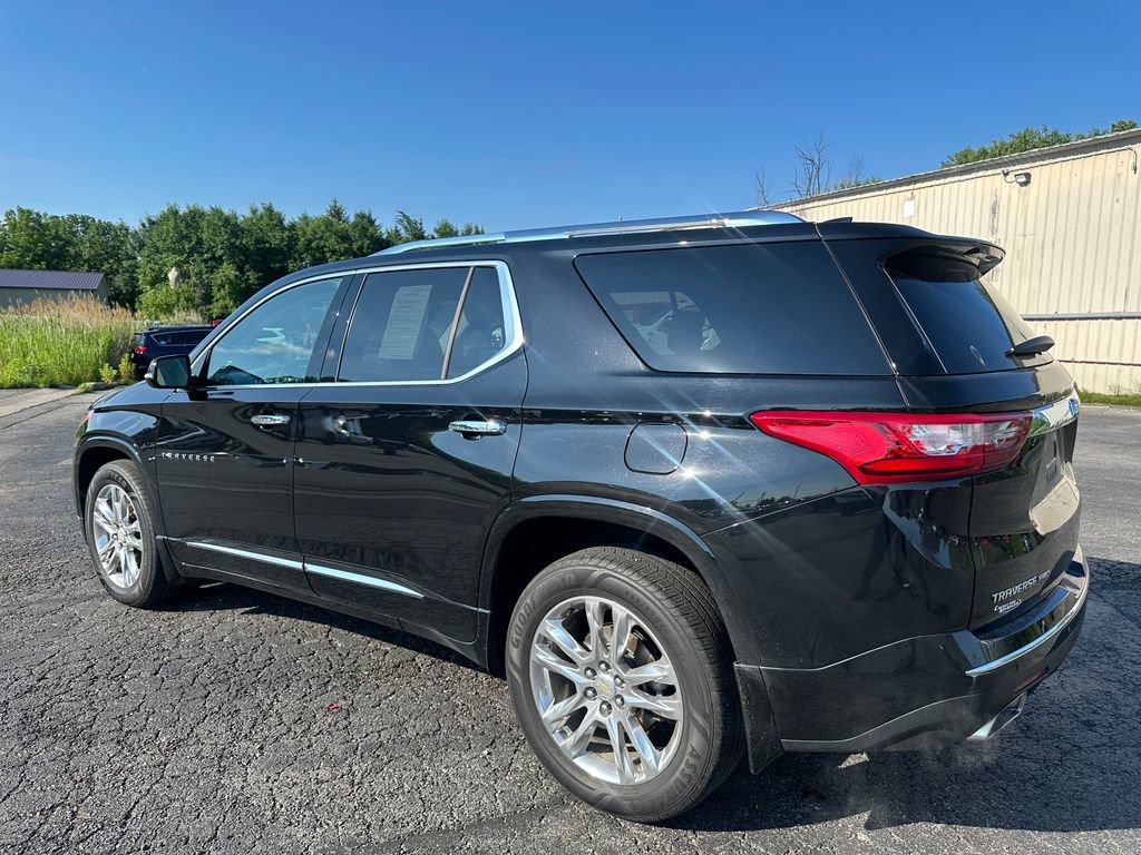 Used 2018 Chevrolet Traverse High Country AWD/4WD image 16