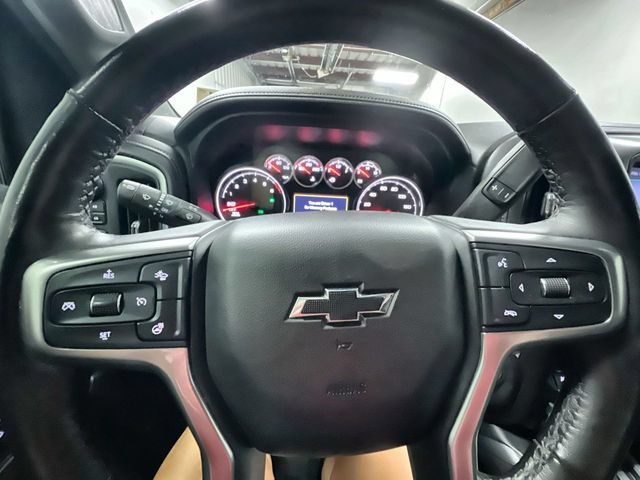 Certified 2020 Chevrolet Silverado 1500 LTZ w/ LTZ Premium Package AWD/4WD image 11