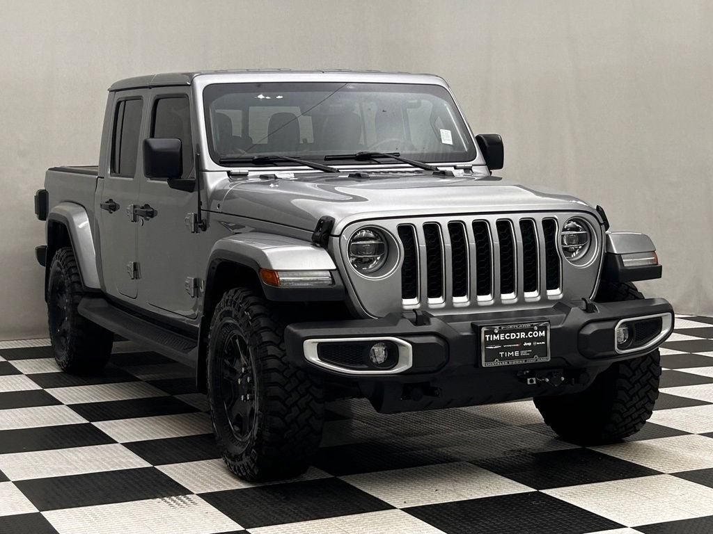 Certified 2021 Jeep Gladiator Overland w/ Popular Equipment Package AWD/4WD image 2
