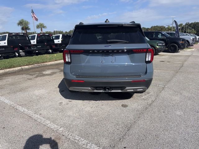 Used 2026 Ford Explorer Active w/ Active Comfort Package RWD image 6