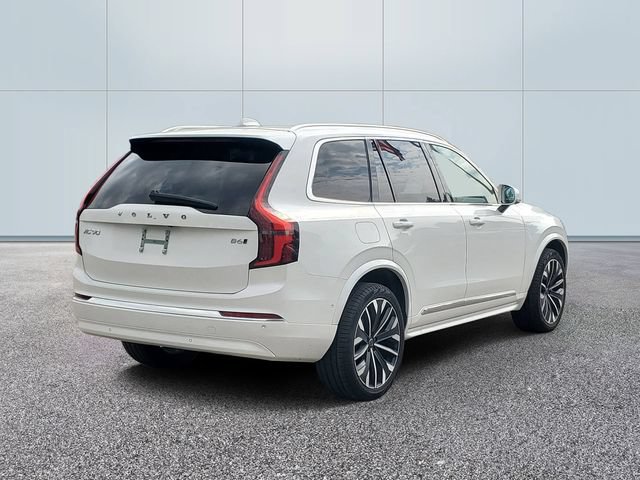 Certified 2025 Volvo XC90 B6 Plus AWD/4WD image 4
