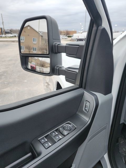 New 2026 Ford F350 XL w/ XL Chrome Package image 40