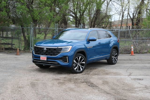 Used 2025 Volkswagen Atlas Cross Sport SEL Premium R-Line