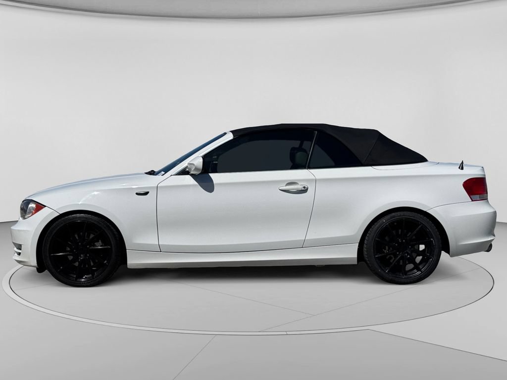 Used 2010 BMW 128i Convertible RWD image 8