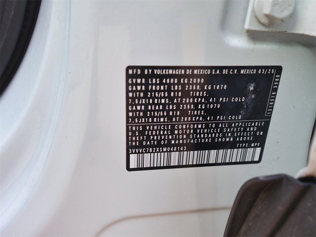 Certified 2025 Volkswagen Taos SE w/ Panoramic Sunroof Package image 30