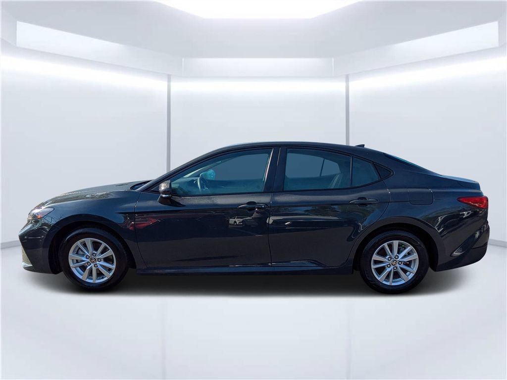 Used 2025 Toyota Camry LE FWD image 7
