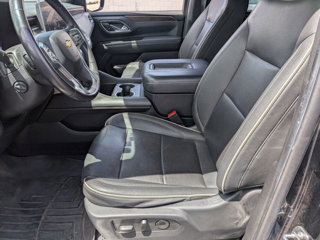 Used 2023 Chevrolet Suburban Premier AWD/4WD image 14