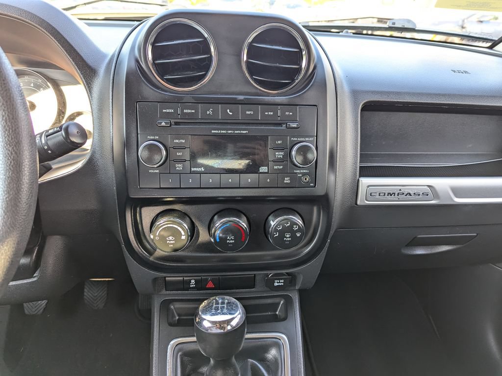 Used 2017 Jeep Compass Sport w/ Power Value Group AWD/4WD image 14