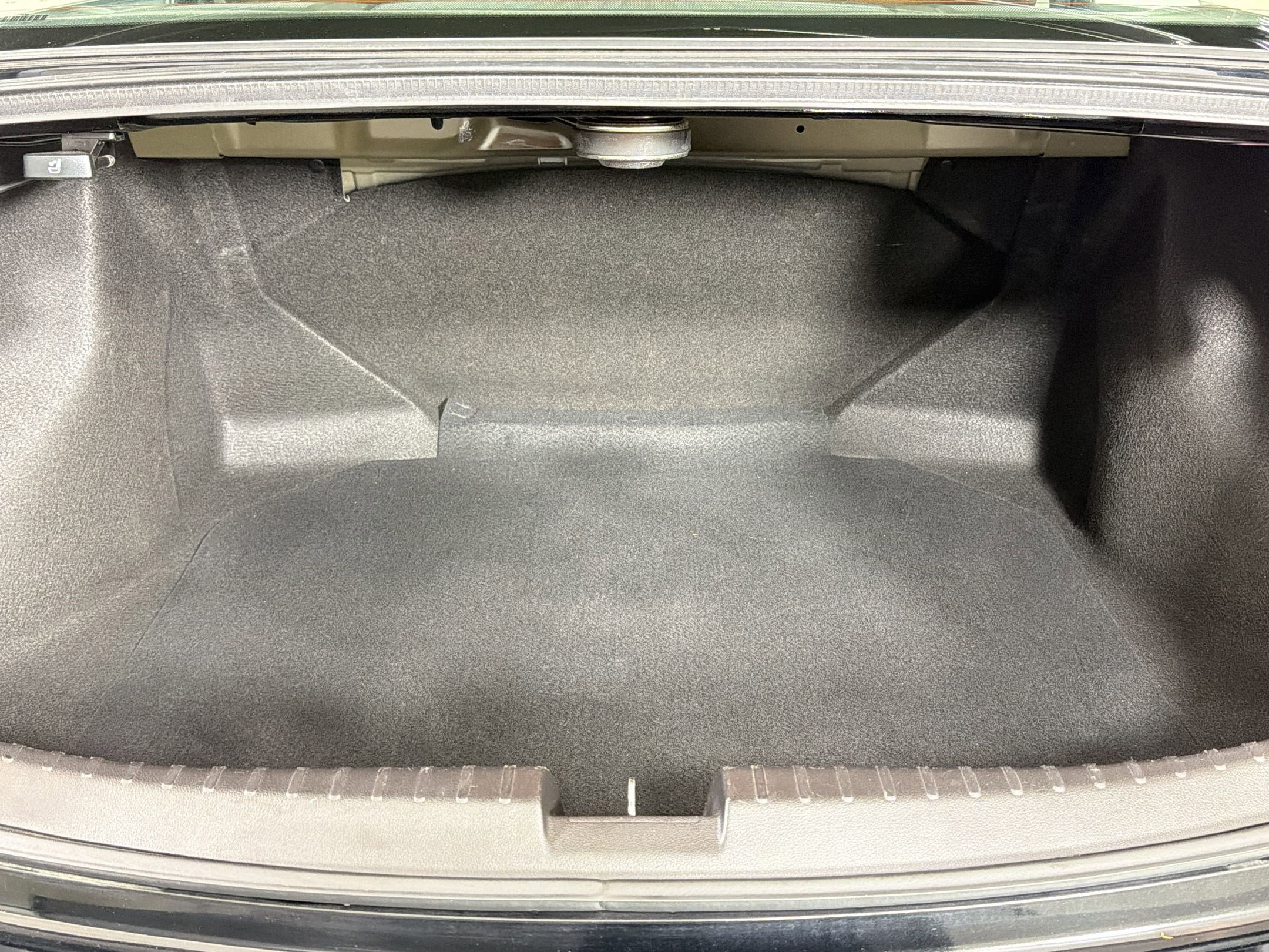 Used 2020 Acura ILX w/ Premium Package FWD image 25