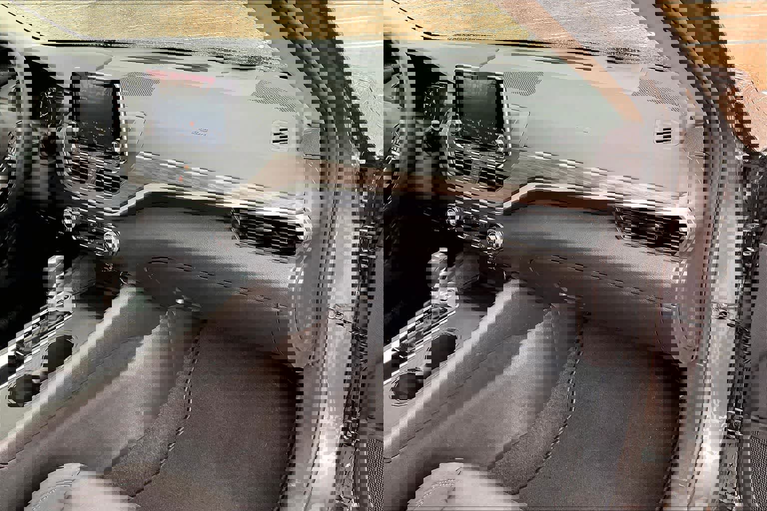 Used 2025 Nissan Altima 2.5 SV image 23