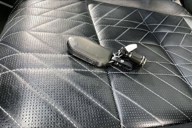 Used 2023 Kia Telluride SX Prestige X-Line image 34