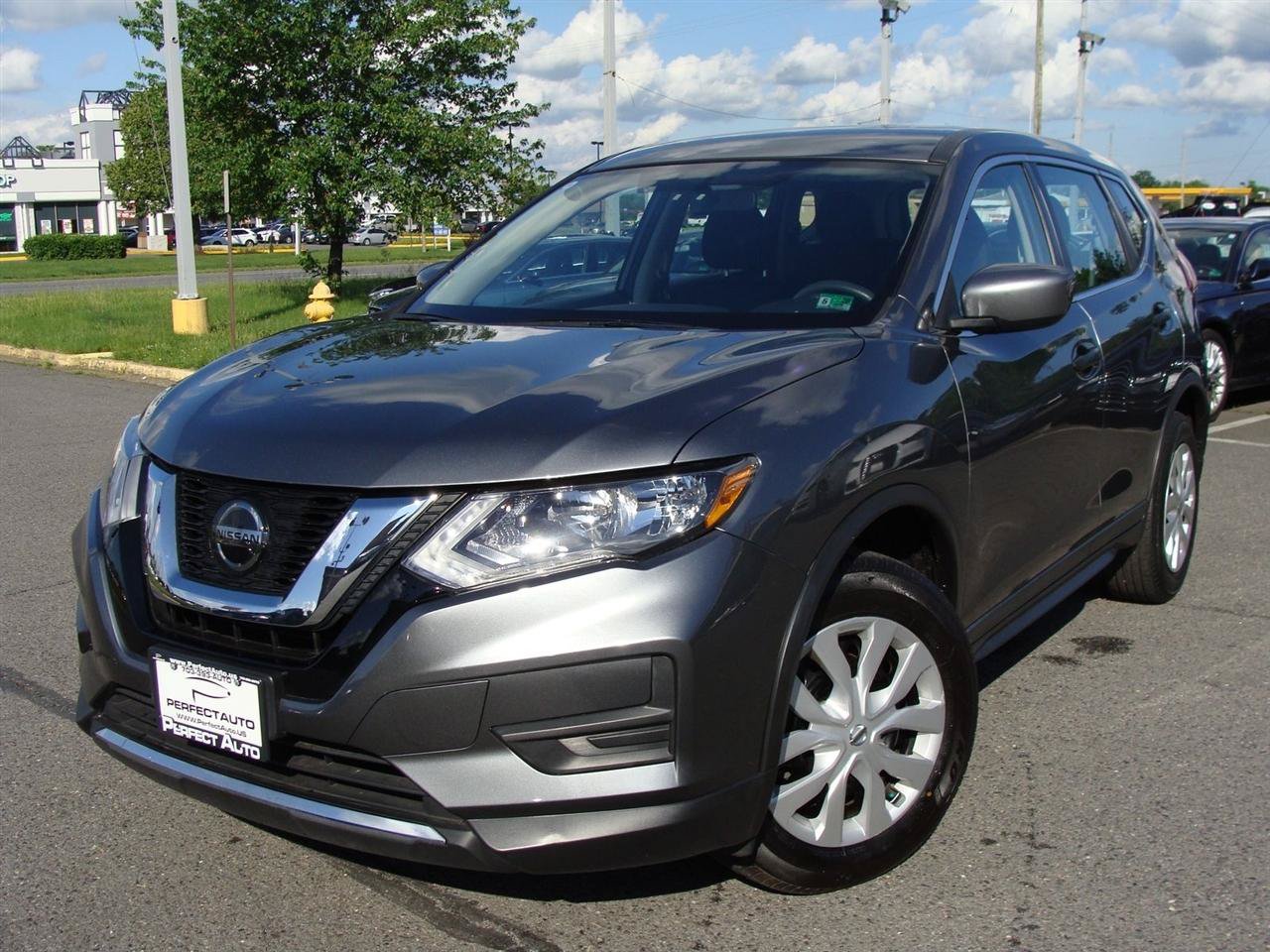 Used 2018 Nissan Rogue S AWD/4WD image 3