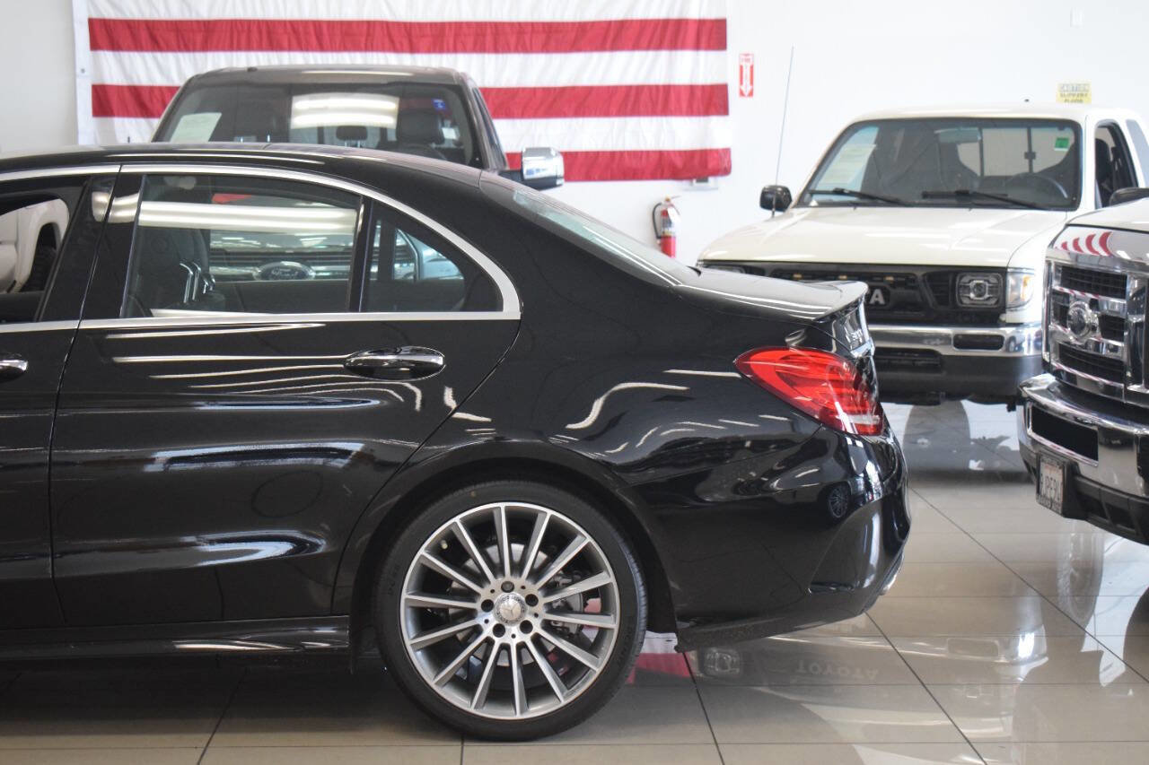 Used 2015 Mercedes-Benz C 300 Sedan image 19