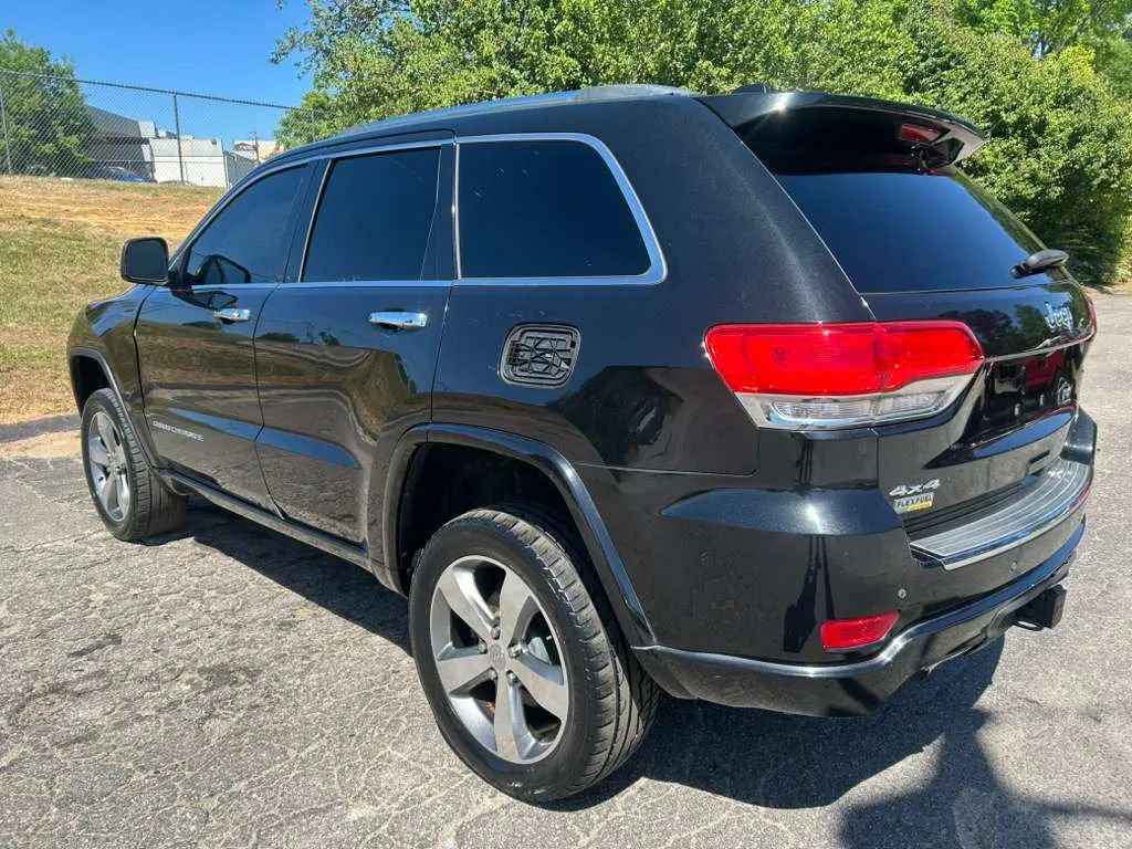 Used 2015 Jeep Grand Cherokee Overland AWD/4WD image 4